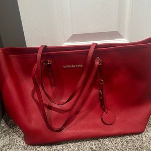 Michael kors red tote